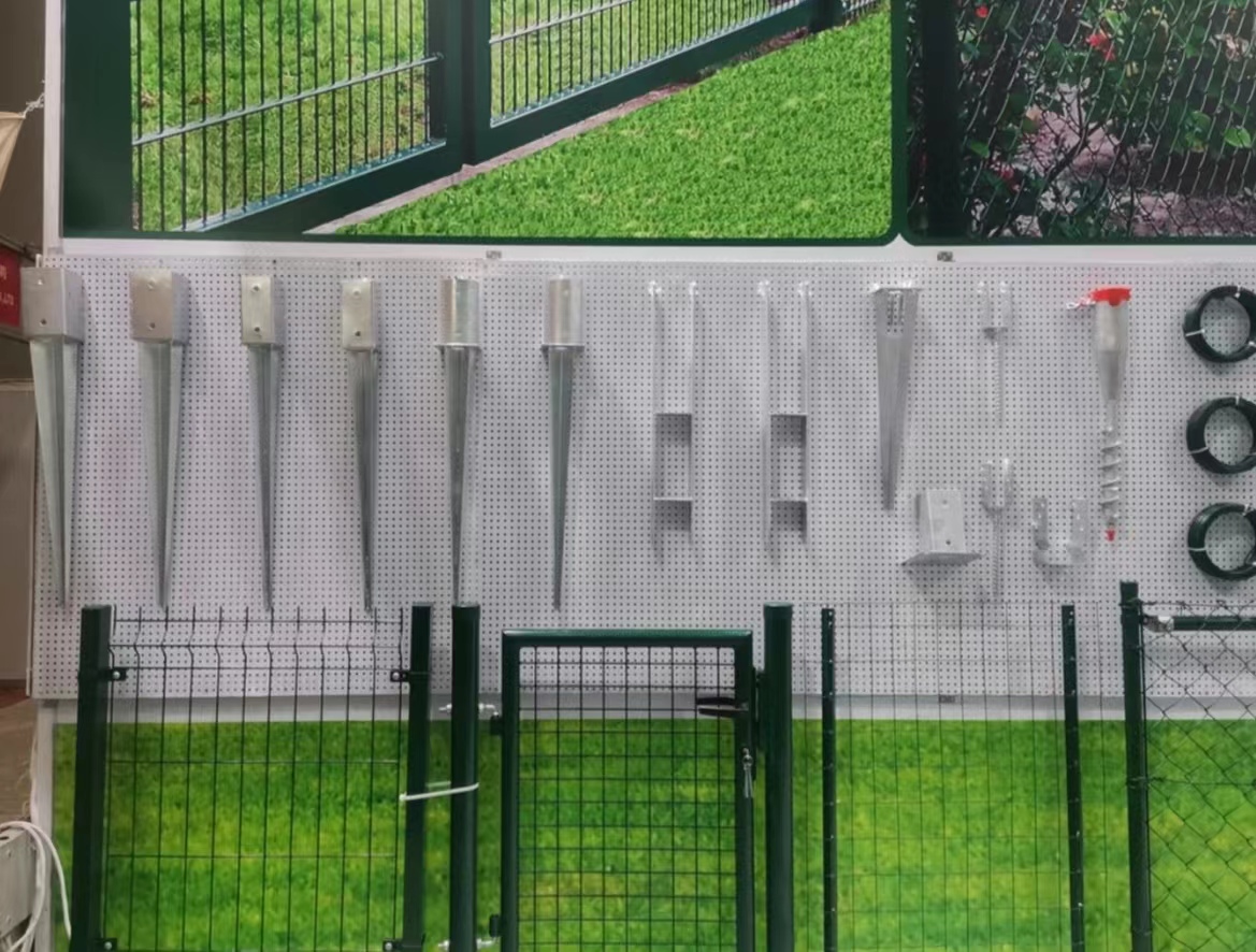 Reliable 4x4 Post Brackets for Wood in Modern Construction