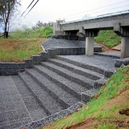 6 Garden Gate